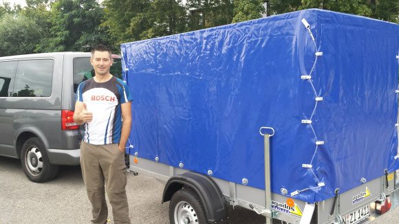 Herr Zeiner mit seinem neuen VZ 26 Holz/Alu.