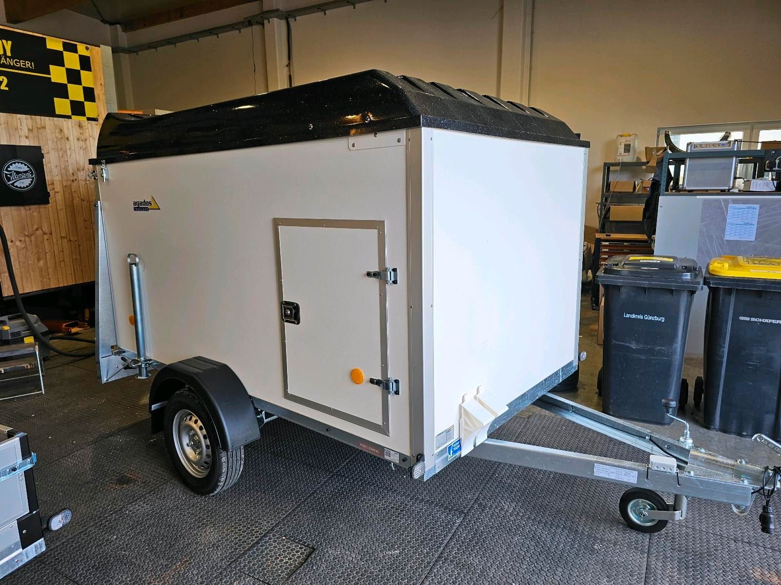 Agados VZ 27 Multi O 750kg Moto TOP! VOLL